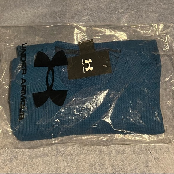 Under Armour Thermal Long Sleeve - Picture 1 of 2